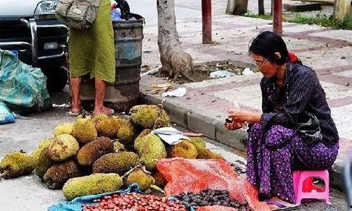 缅甸吃瓜实拍,吃瓜实拍，探寻地道风味