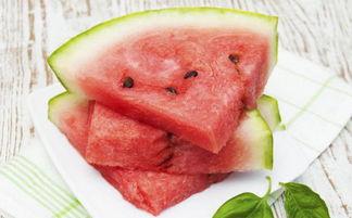 月经来了吃蜜瓜,月经期间蜜瓜的神奇功效与食用指南